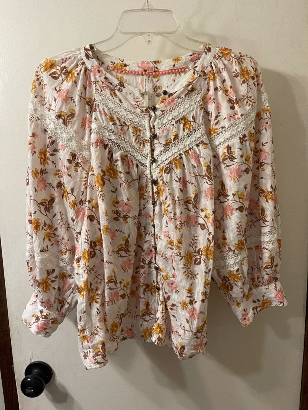 Anthropologie White Floral Crochet-Trim Button Blouse